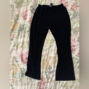 Chico's Travellers Classic Black Acetate Pants